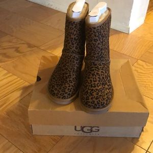 Brand New Classic Ugg Boots